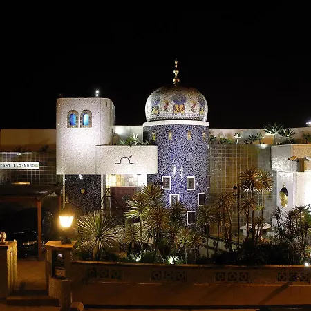 빌라 Castillo Moro